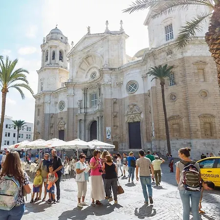 Atico & Jacuzzi Cruz By Cadiz4rentals *